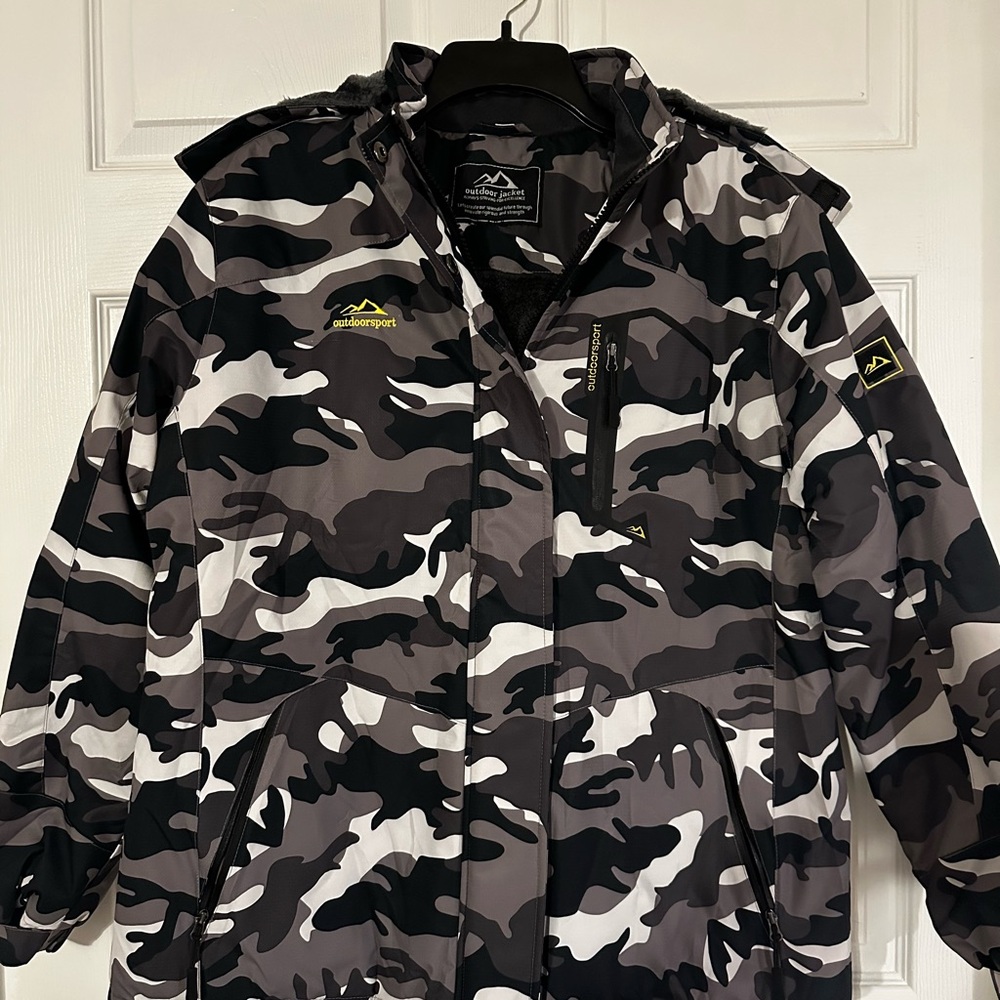 Camouflage Women's Jacket by Stormport